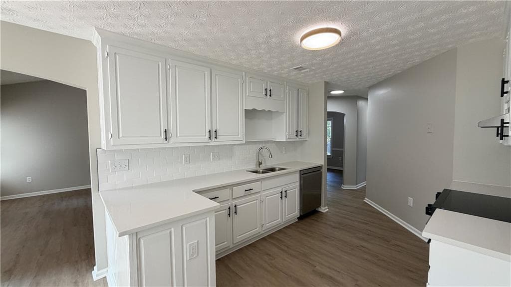 4 bedroom, 3 bathroom, 1,995 sq ft single family residence for sale at 3234 Old Salem Road, Conyers, GA 30013 — photo 10