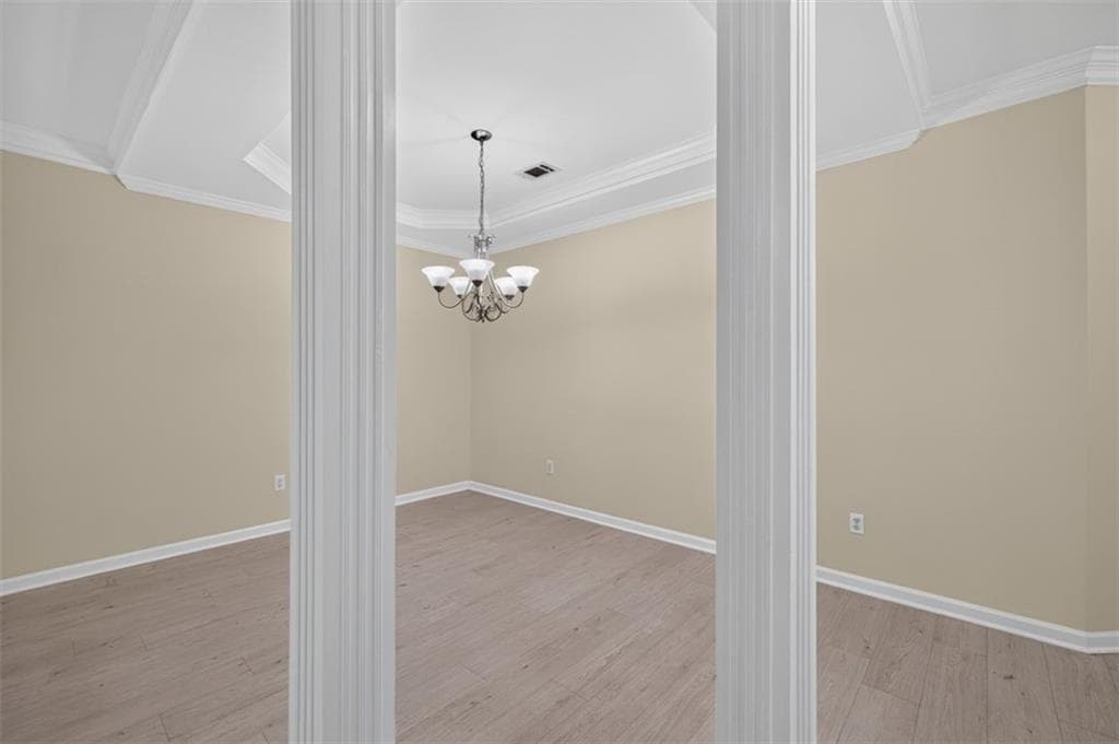 3 bedroom, 3 bathroom, 2,018 sq ft townhouse for sale at 2294 Meadow's End, Duluth, GA 30097 — photo 5