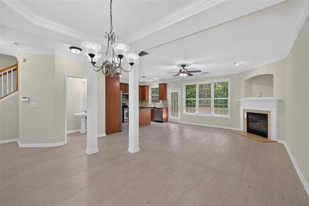 3 bedroom, 3 bathroom, 2,018 sq ft townhouse for sale at 2294 Meadow's End, Duluth, GA 30097 — photo 7