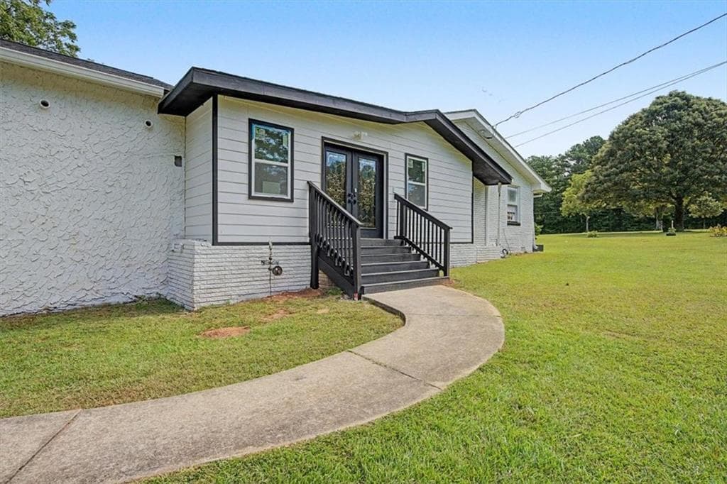 3 bedroom, 2 bathroom, 1,739 sq ft single family residence for sale at 8736 Camp Road, Winston, GA 30187 — photo 7
