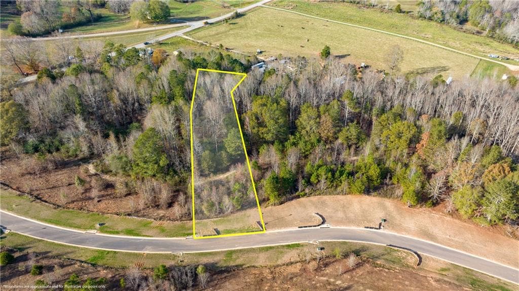 single family residence for sale at 5425 Oak Manor Way, Murrayville, GA 30564 — photo 2