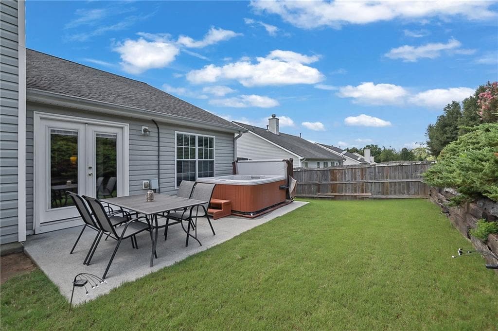 3 bedroom, 3 bathroom, 2,416 sq ft single family residence under contract at 2446 Battery Pointe, Lawrenceville, GA 30043 — photo 4
