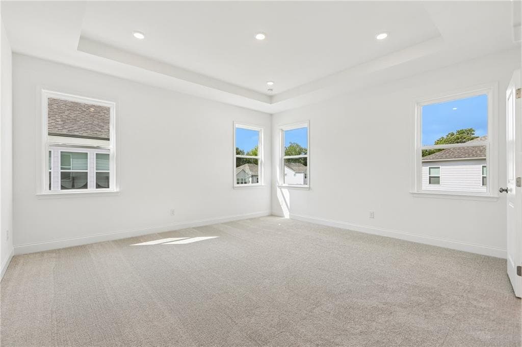 5 bedroom, 5 bathroom, 2,816 sq ft single family residence for sale at 133 Sheryl Way, Loganville, GA 30052 — photo 5