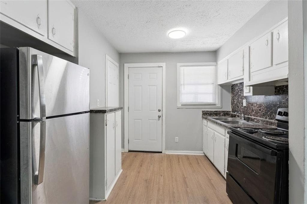 2 bedroom, 1 bathroom, 750 sq ft apartment for rent at 4855 College Street 11, Forest Park, GA 30297 for $1,125 a month — photo 4
