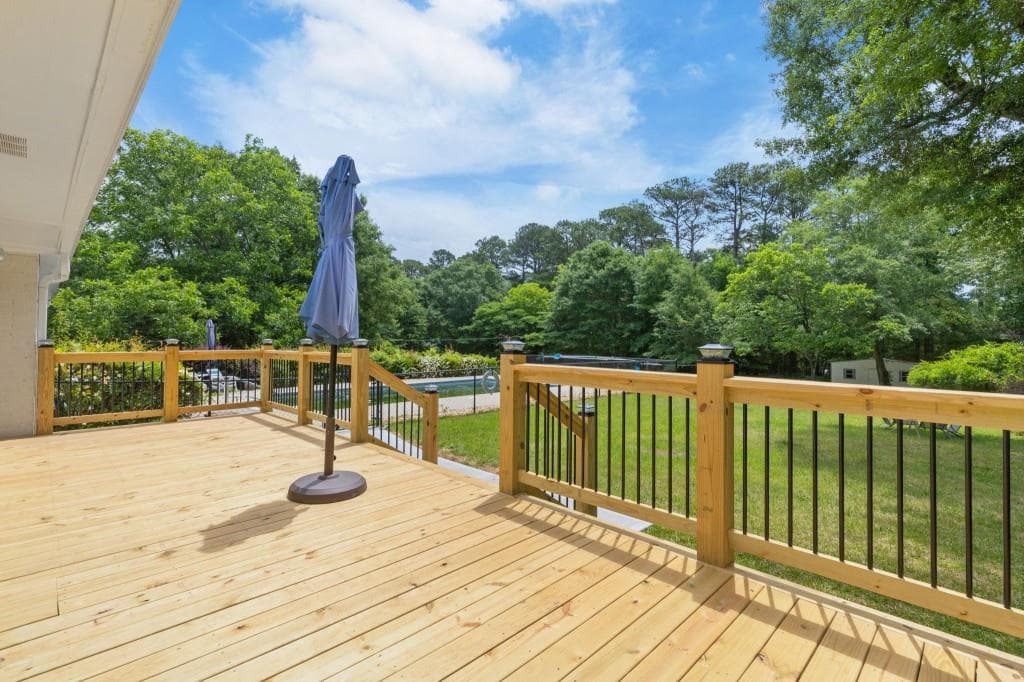 3 bedroom, 2 bathroom, 1,541 sq ft single family residence for sale at 256 Teresa Lane, Loganville, GA 30052 — photo 8