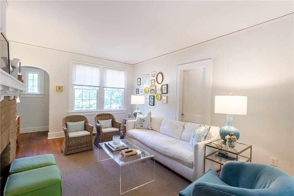 2 bedroom, 1 bathroom, 1,928 sq ft duplex for rent at 1001 Amsterdam Avenue, Atlanta, GA 30306 for $3,500 a month — photo 5