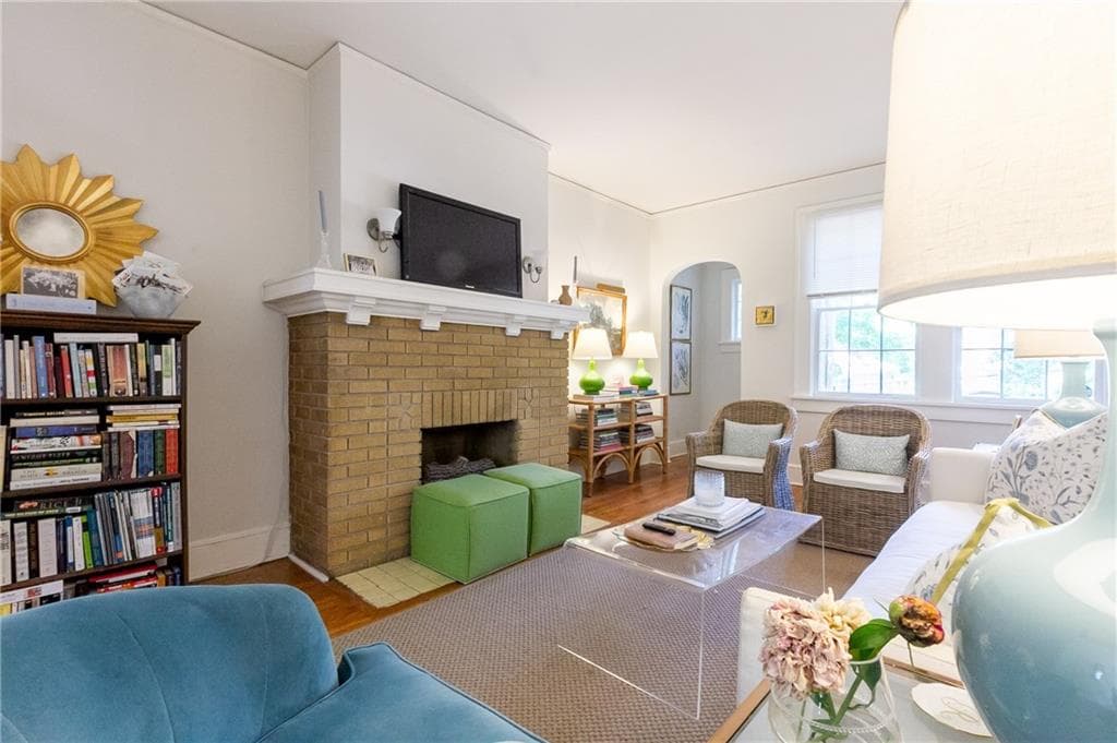 2 bedroom, 1 bathroom, 1,928 sq ft duplex for rent at 1001 Amsterdam Avenue, Atlanta, GA 30306 for $3,500 a month — photo 8