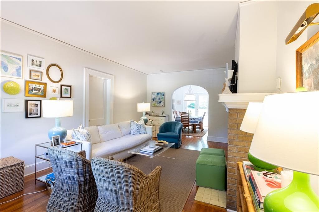 2 bedroom, 1 bathroom, 1,928 sq ft duplex for rent at 1001 Amsterdam Avenue, Atlanta, GA 30306 for $3,500 a month — photo 10