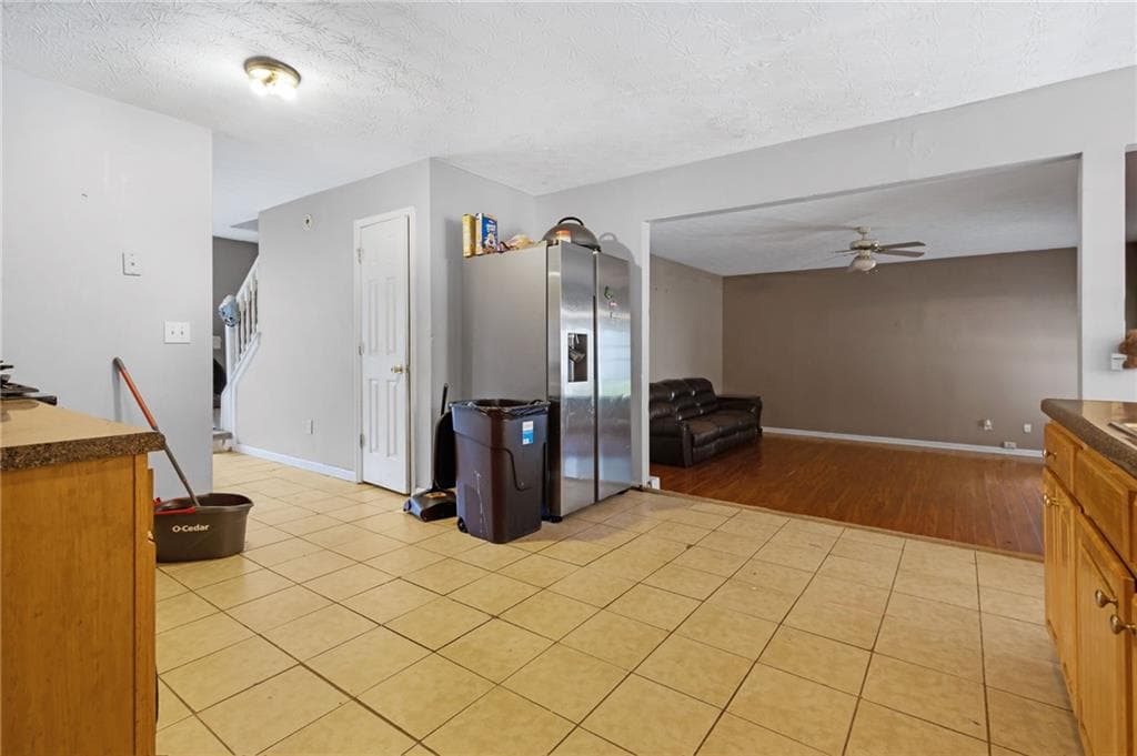 4 bedroom, 3 bathroom, 2,693 sq ft single family residence under contract at 547 Zoie Lane, Palmetto, GA 30268 — photo 6
