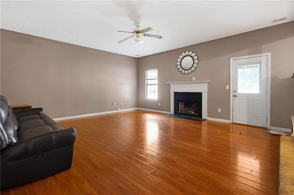 4 bedroom, 3 bathroom, 2,693 sq ft single family residence under contract at 547 Zoie Lane, Palmetto, GA 30268 — photo 7