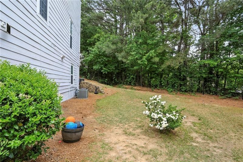 3 bedroom, 4 bathroom, 1,980 sq ft townhouse for sale at 5338 Pinnacle Peak Lane, Norcross, GA 30071 — photo 5