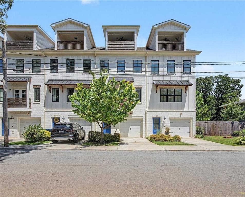 3 bedroom, 5 bathroom, 1,476 sq ft townhouse for rent at 1196 Wylie Street, Atlanta, GA 30316 for $3,200 a month — photo 1 of 30