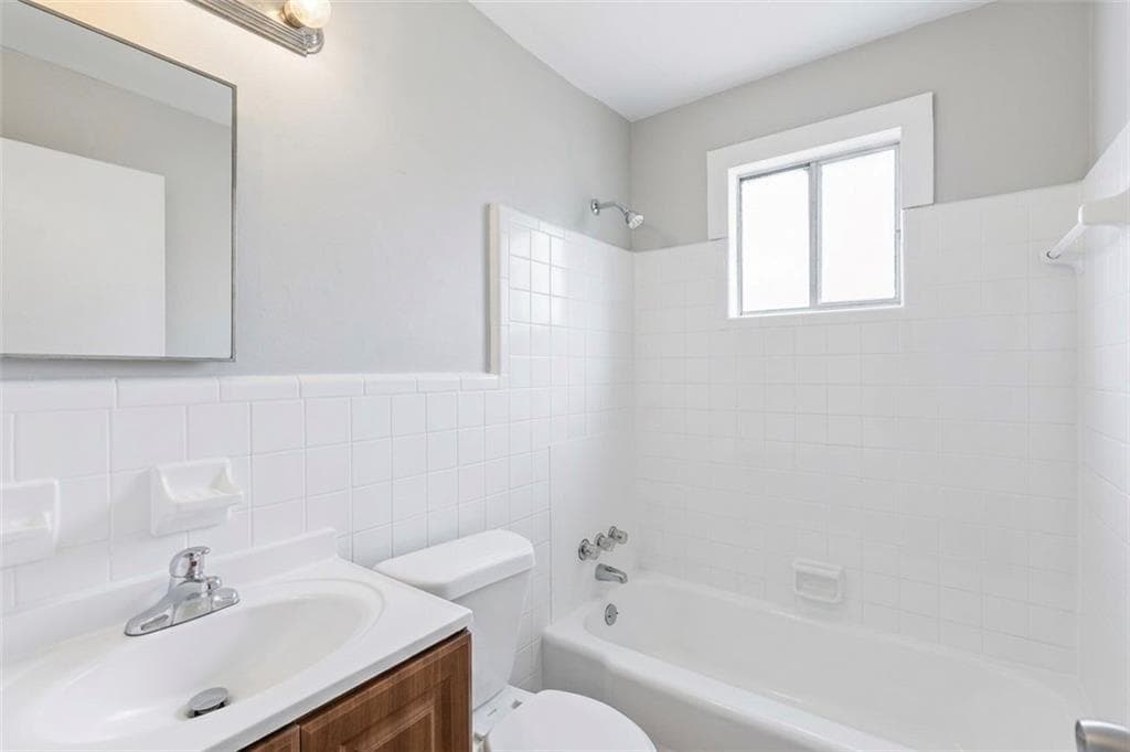 2 bedroom, 1 bathroom, 700 sq ft apartment for rent at 696 Hill Street 1, Forest Park, GA 30297 for $1,175 a month — photo 10