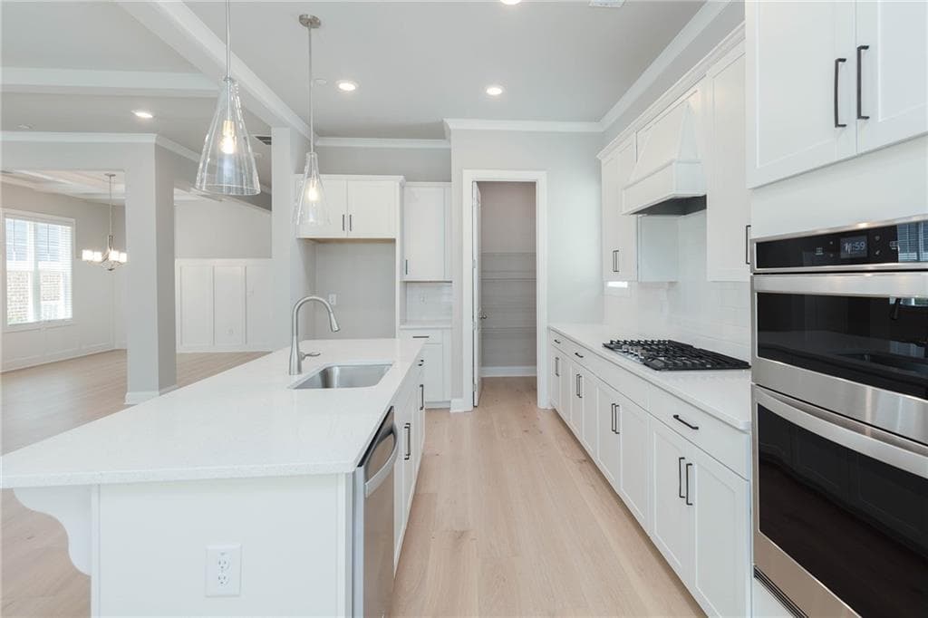 4 bedroom, 4 bathroom, 2,676 sq ft single family residence for sale at 5635 Meadowstone Walk, Kennesaw, GA 30152 — photo 10