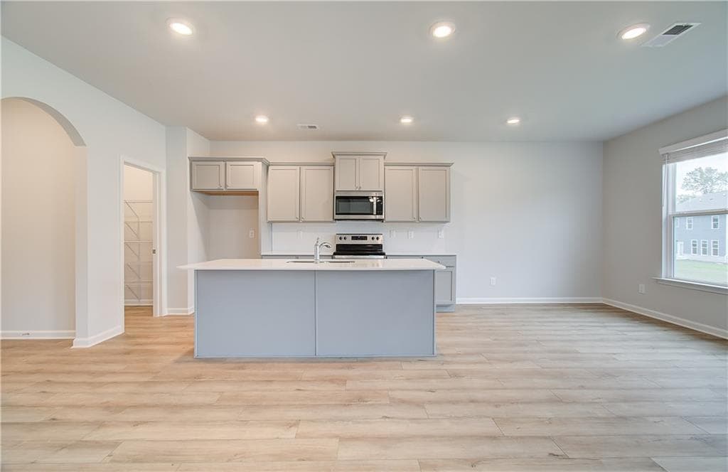 4 bedroom, 3 bathroom, 2,502 sq ft single family residence for sale at 161 St Annes Place, Covington, GA 30016 — photo 8