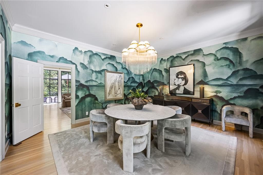 6 bedroom, 7 bathroom, 7,139 sq ft single family residence under contract at 3216 Glen Arden Drive, Atlanta, GA 30305 — photo 6