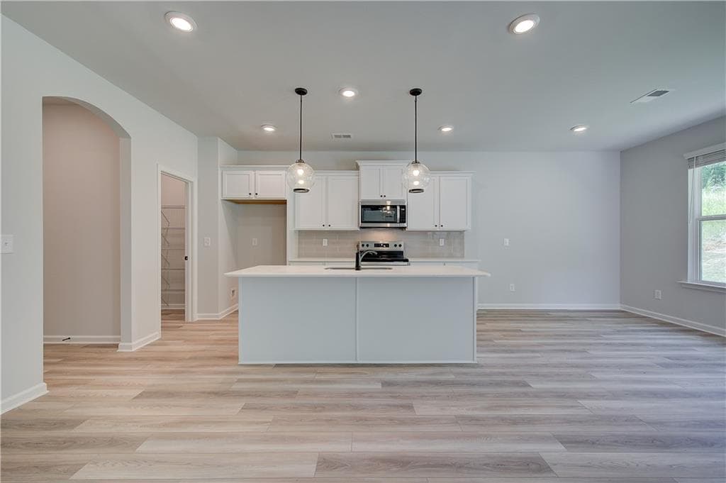 4 bedroom, 3 bathroom, 2,502 sq ft single family residence for sale at 225 St Annes Place, Covington, GA 30016 — photo 8