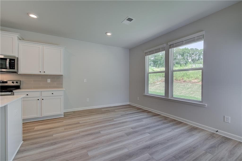 4 bedroom, 3 bathroom, 2,502 sq ft single family residence for sale at 225 St Annes Place, Covington, GA 30016 — photo 10