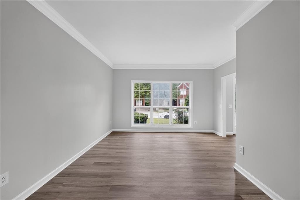 4 bedroom, 3 bathroom, 2,776 sq ft single family residence for sale at 2675 Factor Walk, Suwanee, GA 30024 — photo 4