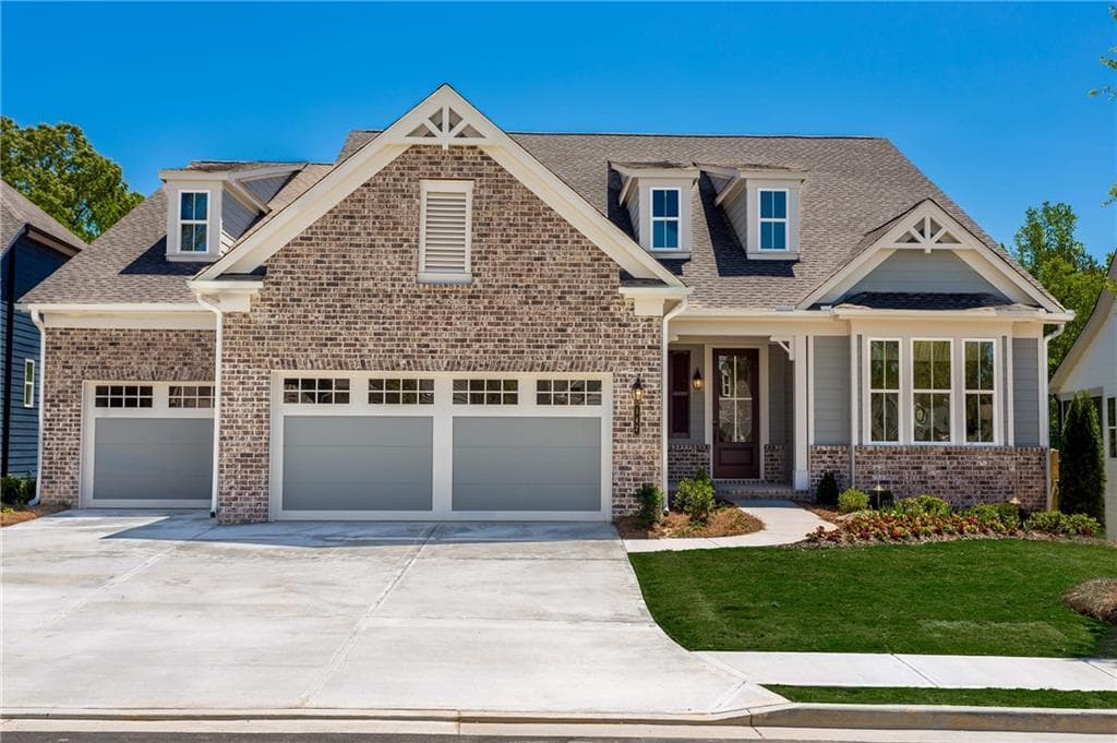 3 bedroom, 3 bathroom, 2,600 sq ft single family residence for sale at 611 Salton Way, Hoschton, GA 30548