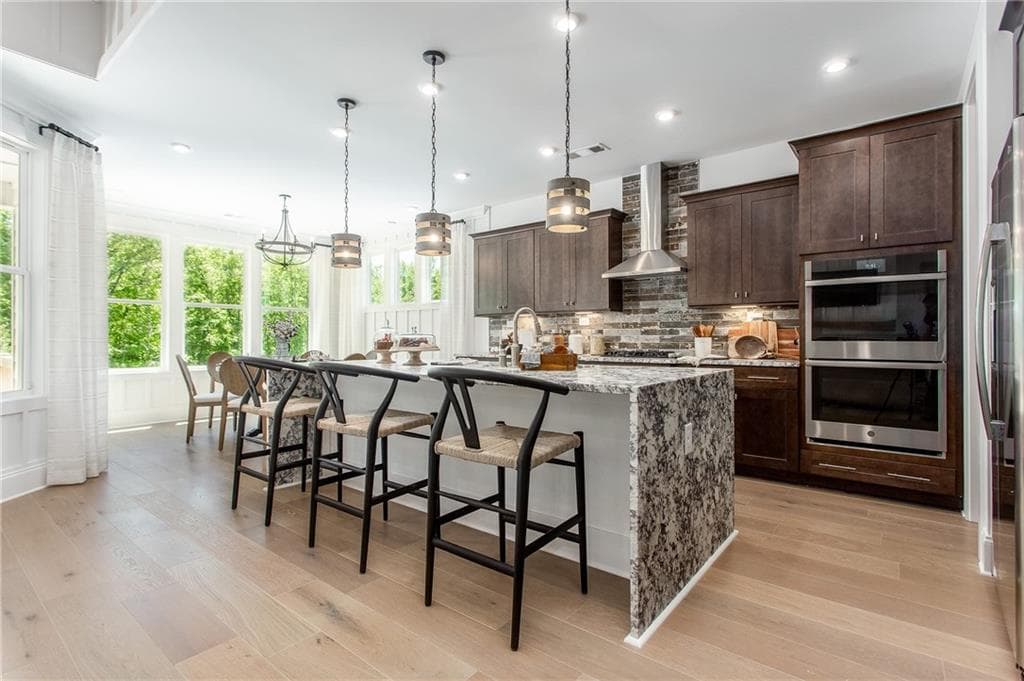 3 bedroom, 3 bathroom, 2,600 sq ft single family residence for sale at 611 Salton Way, Hoschton, GA 30548 — photo 10
