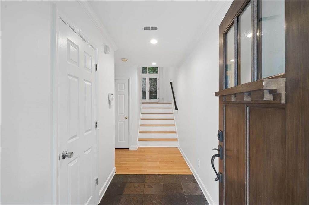 3 bedroom, 3 bathroom, 1,700 sq ft townhouse for sale at 749 Hillpine Terrace, Atlanta, GA 30306 — photo 4