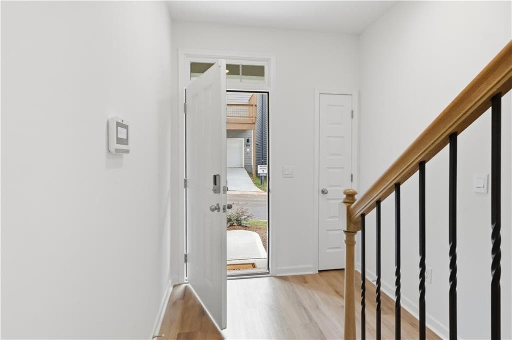 3 bedroom, 4 bathroom townhouse for rent at 1312 Lakota, Atlanta, GA 30315 for $4,500 a month — photo 6