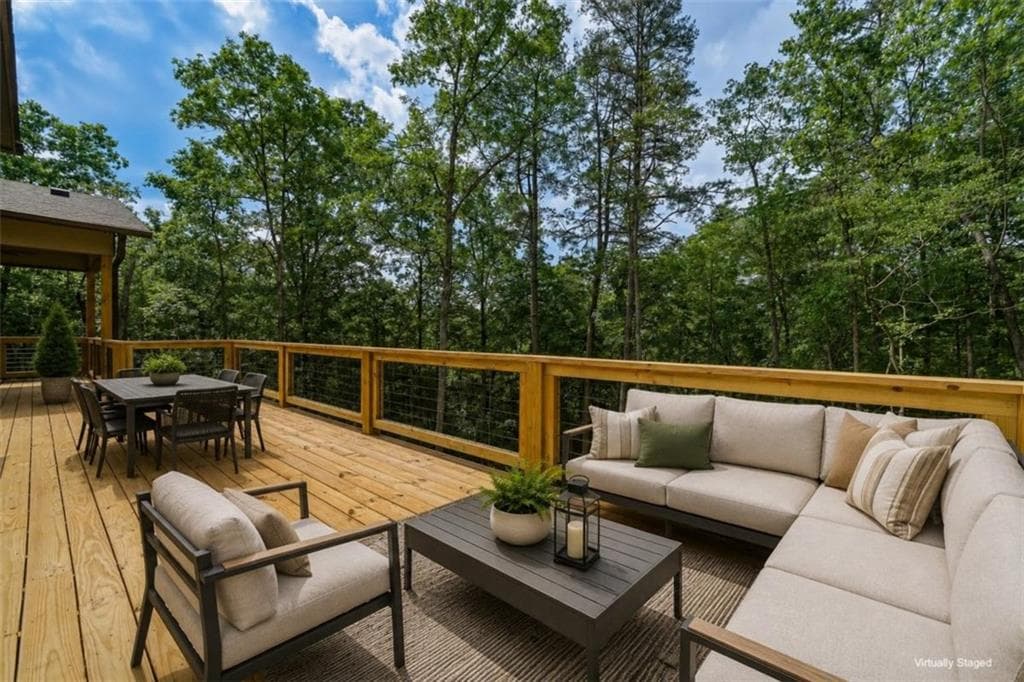 3 bedroom, 3 bathroom, 2,500 sq ft single family residence for sale at 257 Gallery Court, Ellijay, GA 30540 — photo 7