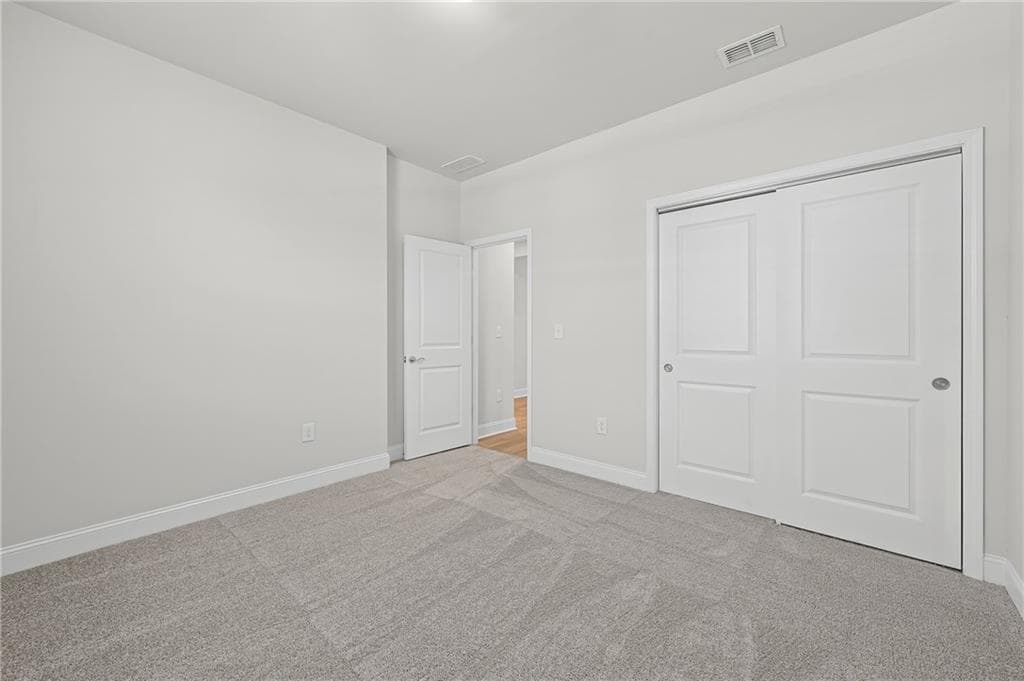 4 bedroom, 3 bathroom, 2,124 sq ft single family residence for sale at 253 Nesta Grove Drive, Locust Grove, GA 30248 — photo 6