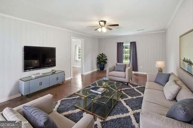 3 bedroom, 1 bathroom, 1,212 sq ft single family residence under contract at 10 Betty K Avenue, Rome, GA 30165 — photo 4