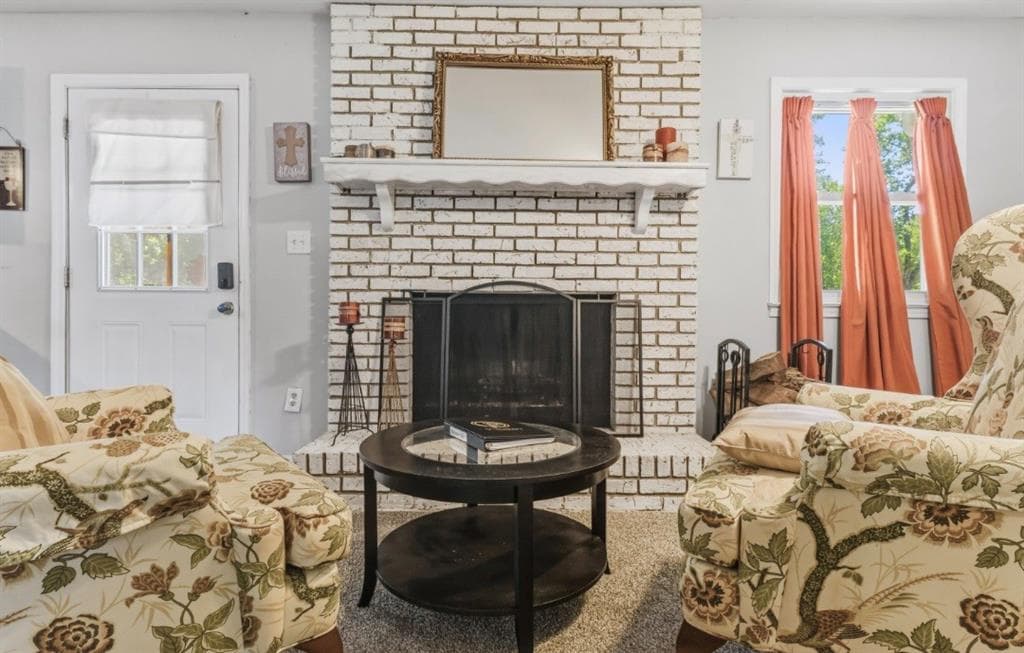 3 bedroom, 2 bathroom, 1,654 sq ft single family residence for sale at 4364 Housworth Drive, Lithonia, GA 30038 — photo 5