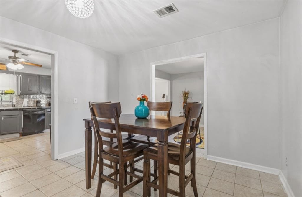 3 bedroom, 2 bathroom, 1,654 sq ft single family residence for sale at 4364 Housworth Drive, Lithonia, GA 30038 — photo 9