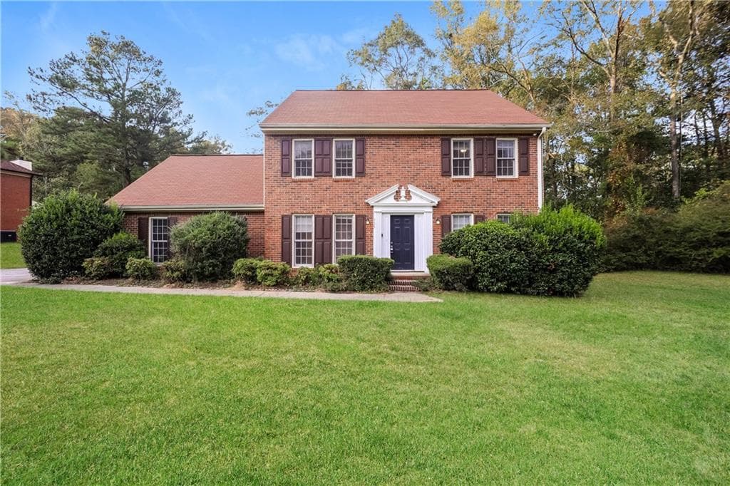 5 bedroom, 3 bathroom, 2,724 sq ft single family residence for sale at 535 Westbridge Drive, Fayetteville, GA 30214