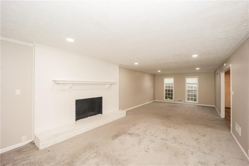5 bedroom, 3 bathroom, 2,724 sq ft single family residence for sale at 535 Westbridge Drive, Fayetteville, GA 30214 — photo 5