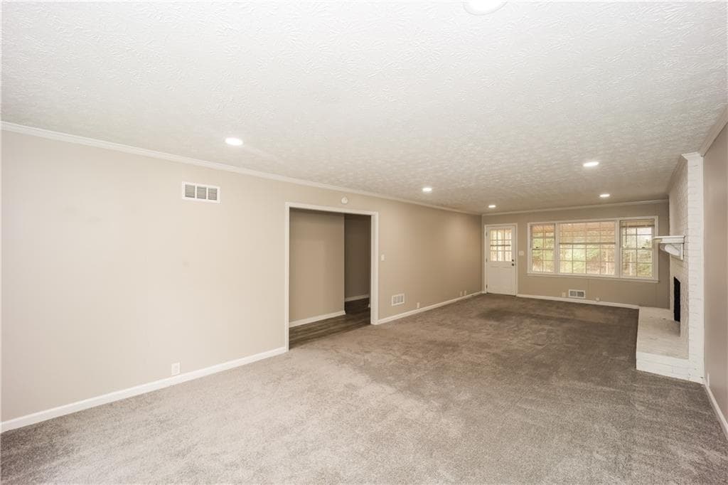 5 bedroom, 3 bathroom, 2,724 sq ft single family residence for sale at 535 Westbridge Drive, Fayetteville, GA 30214 — photo 7