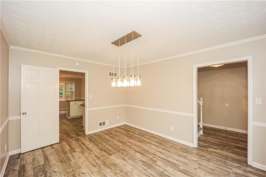 5 bedroom, 3 bathroom, 2,724 sq ft single family residence for sale at 535 Westbridge Drive, Fayetteville, GA 30214 — photo 9