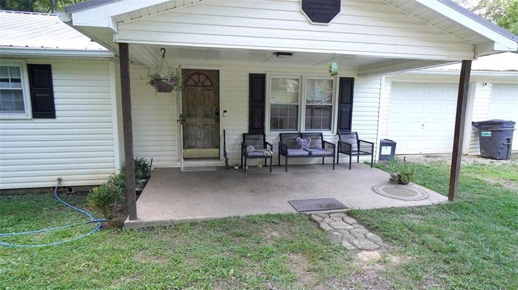 3 bedroom, 2 bathroom, 1,600 sq ft single family residence under contract at 188 Causey Road, Bremen, GA 30110 — photo 2