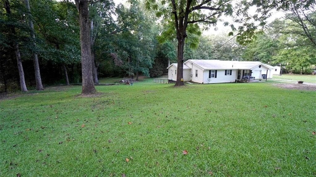 3 bedroom, 2 bathroom, 1,600 sq ft single family residence under contract at 188 Causey Road, Bremen, GA 30110 — photo 4