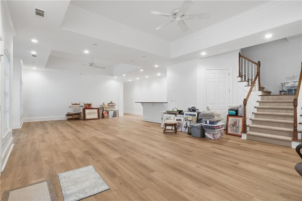 6 bedroom, 5 bathroom, 6,027 sq ft single family residence under contract at 12125 Helleri Hollow, Johns Creek, GA 30005 — photo 6