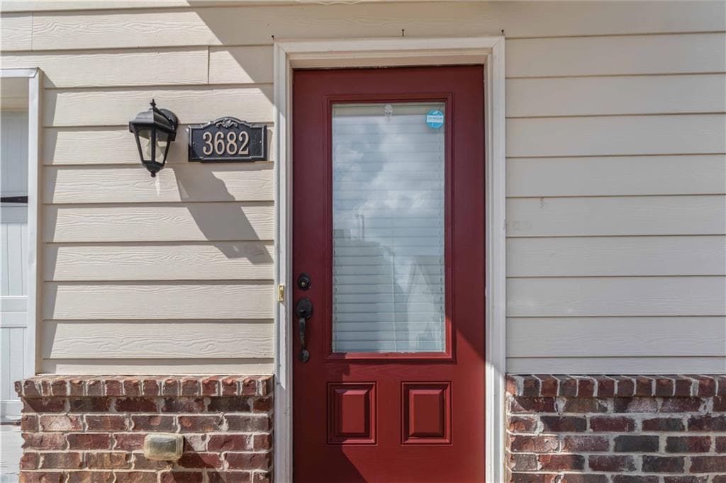 3 bedroom, 3 bathroom, 1,360 sq ft townhouse for sale at 3682 Acorn Drive 17, Oakwood, GA 30566 — photo 5
