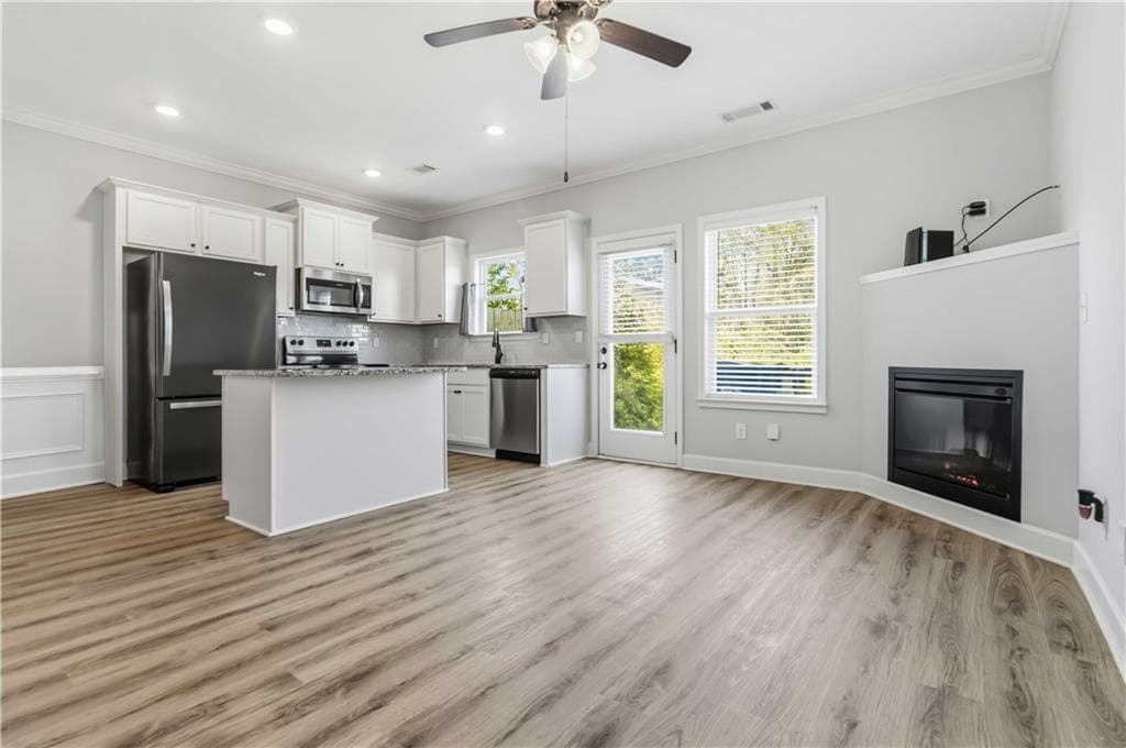 3 bedroom, 3 bathroom, 1,360 sq ft townhouse for sale at 3682 Acorn Drive 17, Oakwood, GA 30566 — photo 9