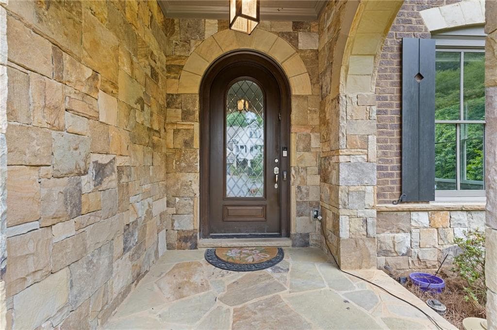 6 bedroom, 7 bathroom, 5,890 sq ft single family residence for sale at 108 Walden Square Way, Decatur, GA 30030 — photo 5