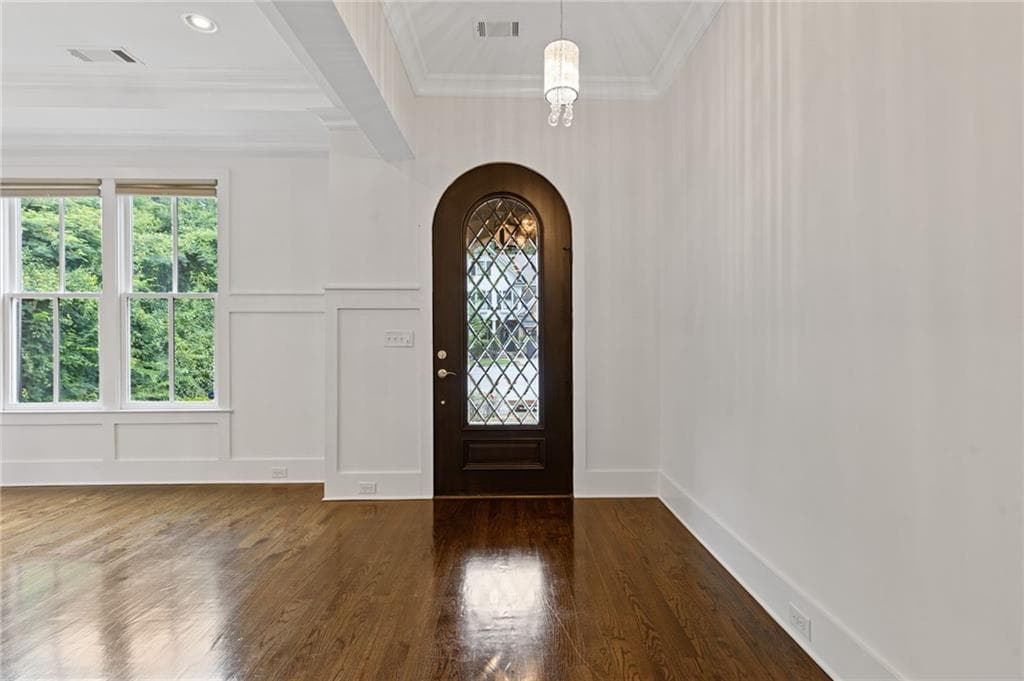 6 bedroom, 7 bathroom, 5,890 sq ft single family residence for sale at 108 Walden Square Way, Decatur, GA 30030 — photo 8