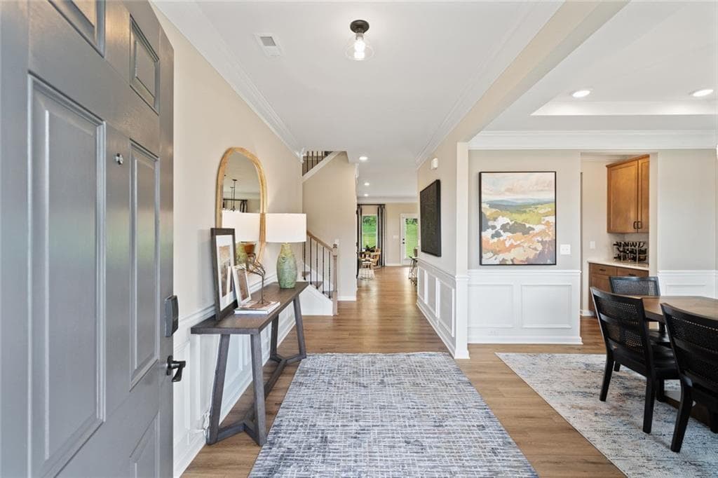 4 bedroom, 3 bathroom, 3,005 sq ft single family residence under contract at 5033 Cecelia Drive, Powder Springs, GA 30127 — photo 2