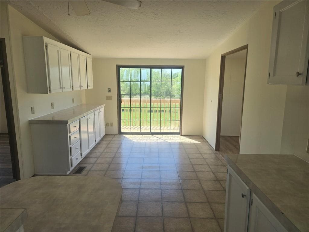 3 bedroom, 2 bathroom, 1,755 sq ft single family residence for sale at 2525 Rock Pillar Road, Carnesville, GA 30521 — photo 8