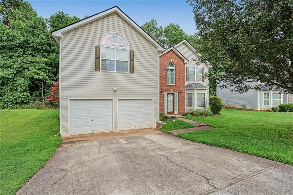 4 bedroom, 3 bathroom, 2,257 sq ft single family residence for rent at 1025 Balsam Wood Trail, Villa Rica, GA 30180 for $2,150 a month — photo 4
