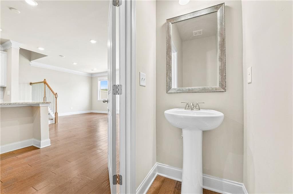 3 bedroom, 3 bathroom, 2,083 sq ft townhouse for sale at 2617 Pearl Ridge Trace, Buford, GA 30519 — photo 6