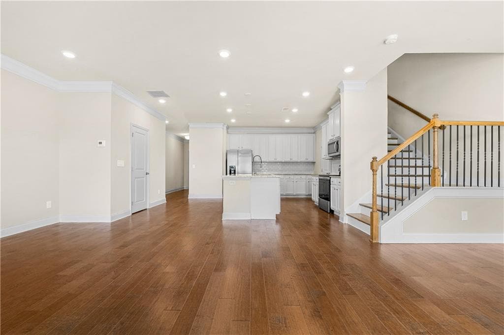 3 bedroom, 3 bathroom, 2,083 sq ft townhouse for sale at 2617 Pearl Ridge Trace, Buford, GA 30519 — photo 10