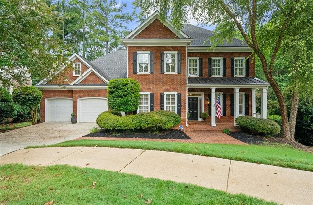 6 bedroom, 5 bathroom, 6,493 sq ft single family residence for sale at 4556 Allen Park Path, Suwanee, GA 30024 — photo 2