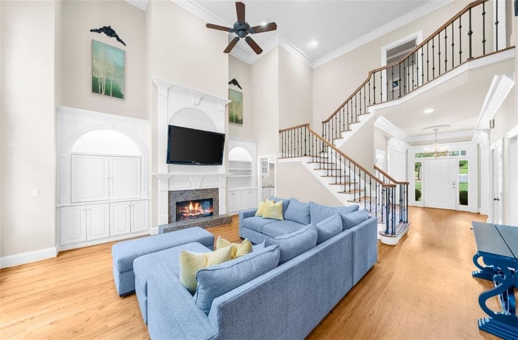 6 bedroom, 5 bathroom, 6,493 sq ft single family residence for sale at 4556 Allen Park Path, Suwanee, GA 30024 — photo 10
